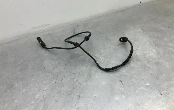 BMW 7 F01 F02 F03 F04 ABS brake wheel speed sensor 6784902