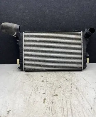Volkswagen Caddy Intercooler radiator 1K0145803BM D0552427827