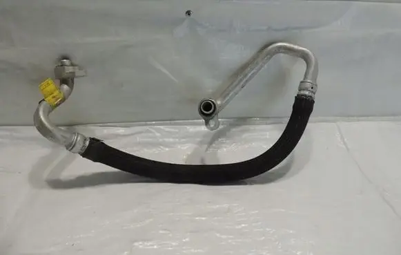 Opel Mokka Air conditioning (A/C) pipe/hose 95376414