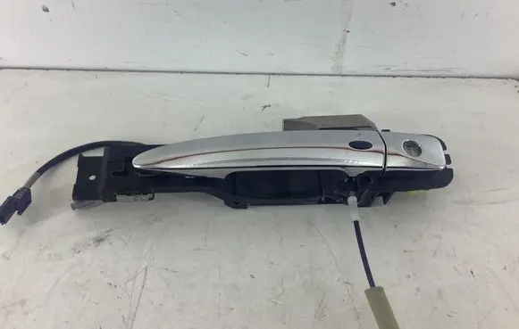 Nissan Leaf II (ZE1) Front door exterior handle