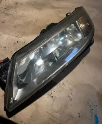 Renault Laguna II Headlight/headlamp 8200163323 89006908
