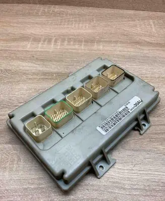 Chrysler Voyager Central body control module P04727030AL