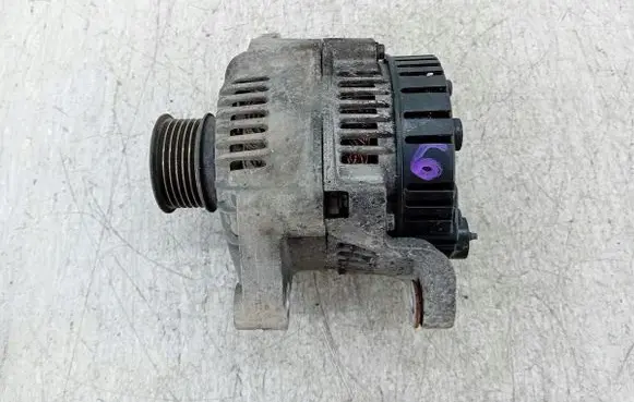 Renault Master II Generator/alternator