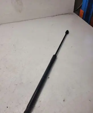 Audi A3 S3 8V Tailgate/trunk strut/damper 8V3827552