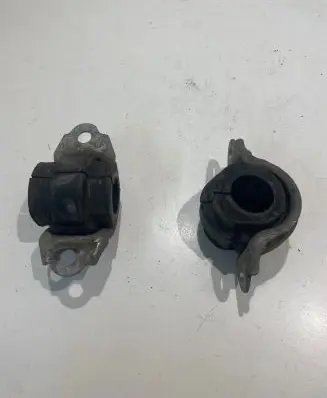 Audi Q5 SQ5 Sway bar bush bracket, front 4D041133G 8K0411327A