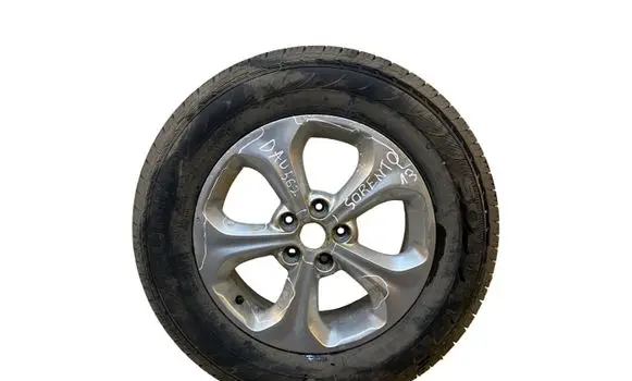 KIA Sorento R17 alloy rim 