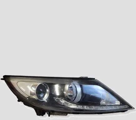KIA Sportage Headlight/headlamp 921023U310