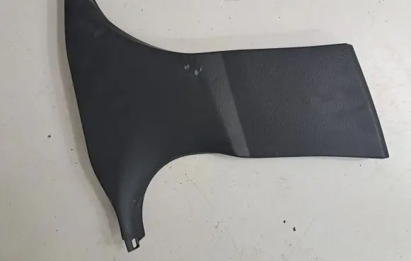 BMW 4 F36 Gran coupe (B) pillar trim (top) 7311218