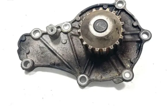 Ford Focus C-MAX Water pump 267393
