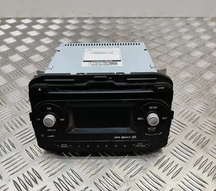 KIA Picanto Radio/CD/DVD/GPS head unit AM100TAEE B100MDM