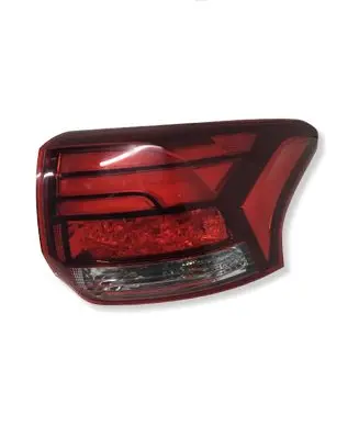 Mitsubishi Outlander Rear/tail lights 