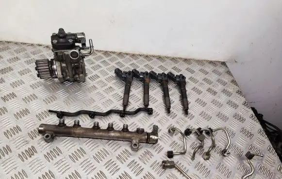Volvo S90, V90 Fuel injection system set 31432135 31405404 31303612