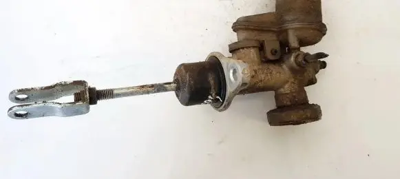 Subaru Legacy Master brake cylinder