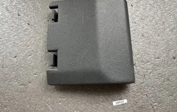 Nissan Patrol Y60 Fuse box cover 6694006J01