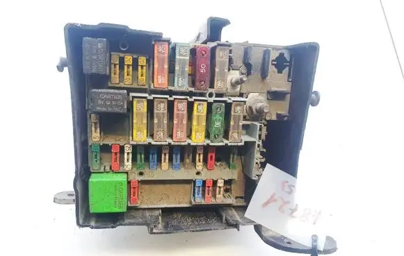 Peugeot 607 Fuse box set 9630952780