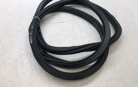 Rubber seal rear door