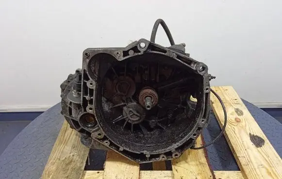 Renault Master II Manual 6 speed gearbox PF1AA012
