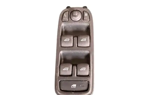 Volvo S60 Electric window control switch 31334345