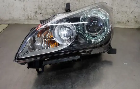 Infiniti M Headlight/headlamp EANA77D15470