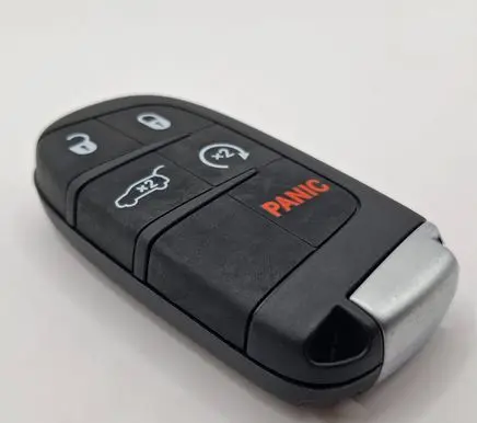 Jeep Grand Cherokee Ignition key/card 68143505AC