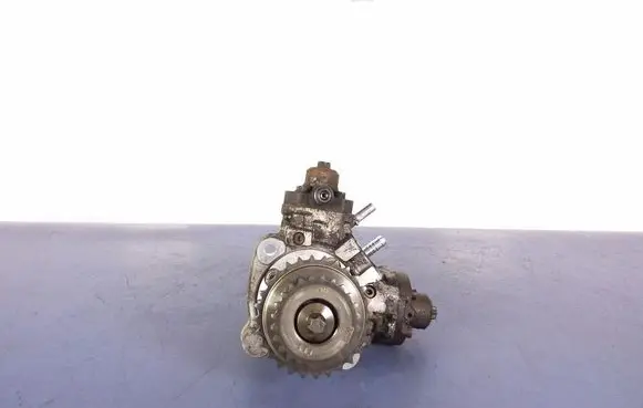 BMW X5 G05 Fuel injection high pressure pump 8571555