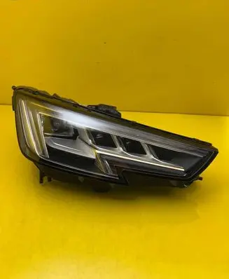 Audi A4 S4 B9 Headlight/headlamp 8W0941036