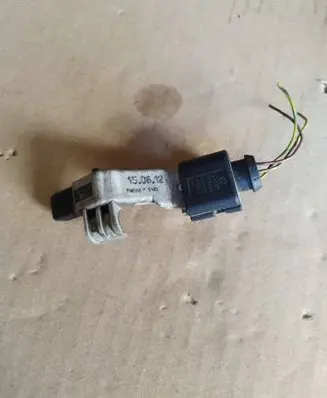 Volkswagen PASSAT B7 Crankshaft position sensor 03c906433a