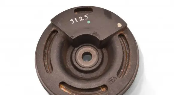 Jeep Grand Cherokee Crankshaft pulley 68147497AA