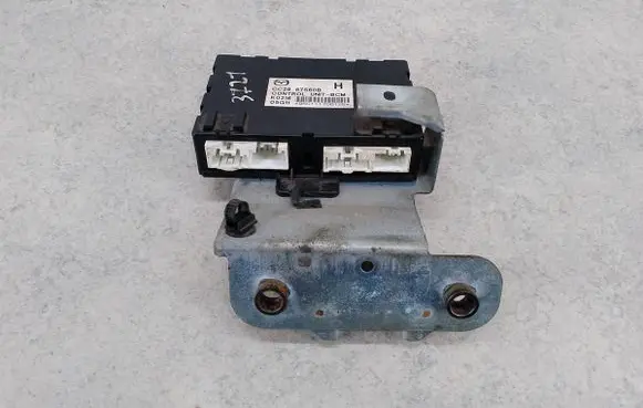 Mazda 5 Comfort/convenience module CC2967560B