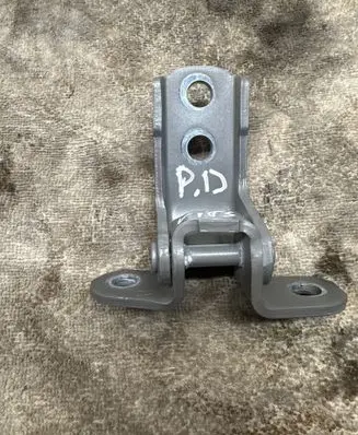 Toyota RAV 4 (XA50) Front door upper hinge 