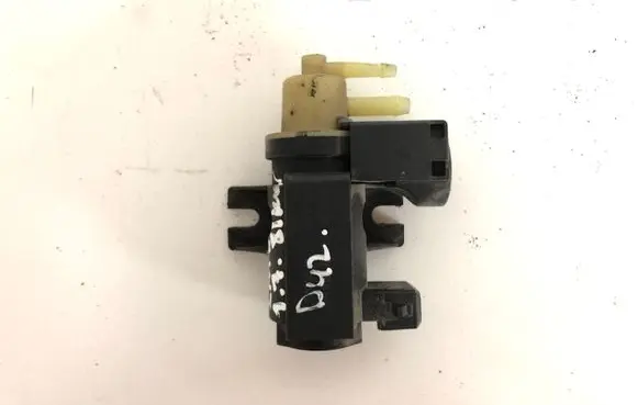 Opel Zafira B Vacuum valve 898105656