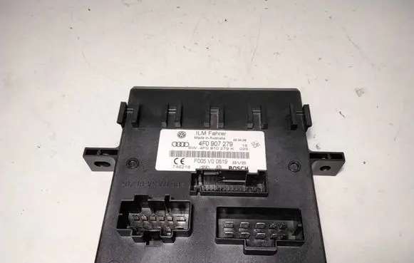 Audi A6 S6 C6 4F Comfort/convenience module 4F0910279K F005V00619 4F0907279