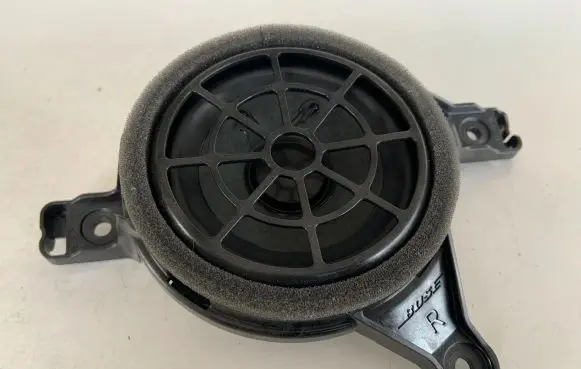 Audi Q7 4M Parcel shelf speaker 4M0035398F