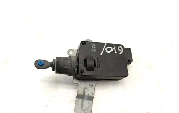 Hyundai Santa Fe Tailgate boot lock/latch motor 
