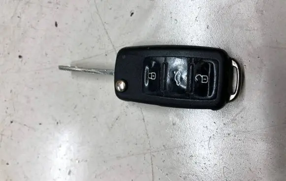 Skoda Roomster (5J) Ignition key/card 