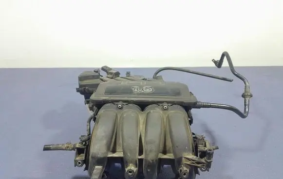 Skoda Octavia Mk2 (1Z) Intake manifold 06A133106AN