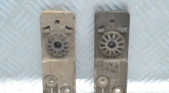 Opel Astra J Radiator mount bracket