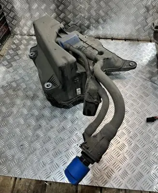 Audi A5 AdBlue liquid reservoir 8W0131878AH