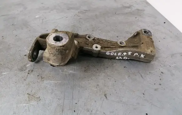 Volkswagen Golf Plus Engine mounting bracket 1K0199295E