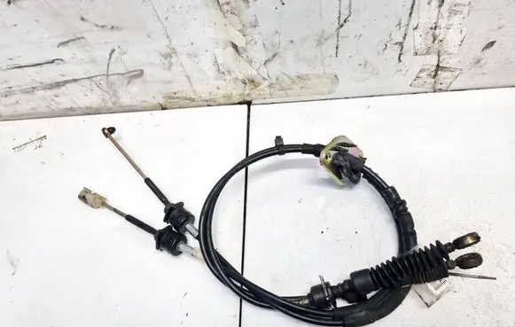 Volvo S40, V40 Gear shift cable linkage 