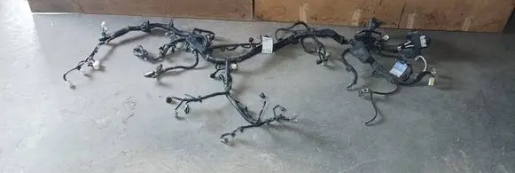 Toyota Avensis T250 Engine installation wiring loom 20D4D