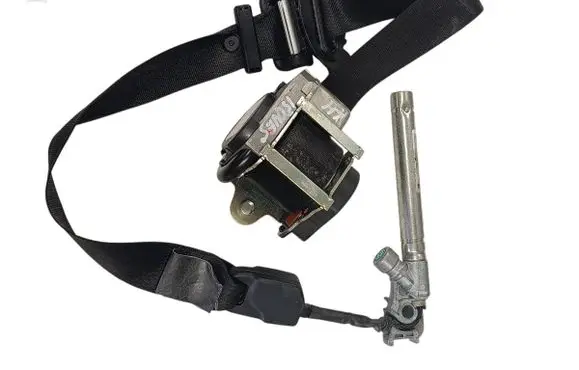 Maserati Ghibli Front seatbelt 627069200 6700014260