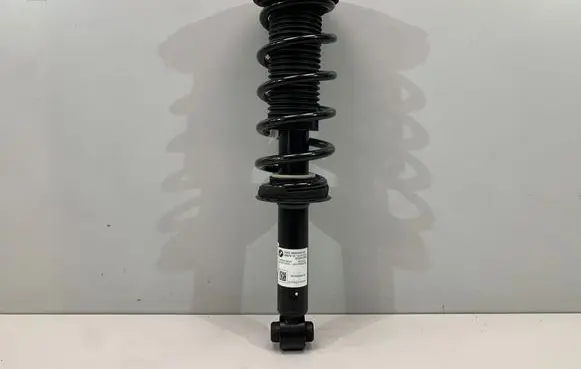 BMW X4 G02 Rear shock absorber/damper 6890945