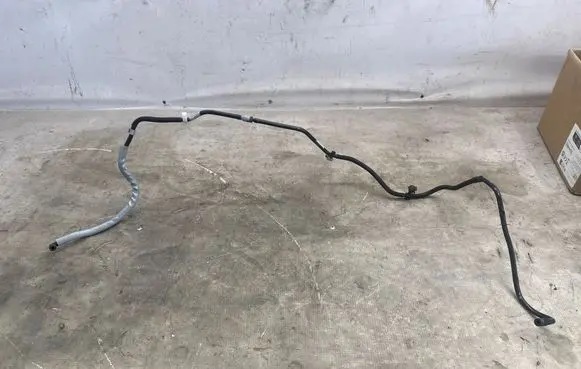 Mercedes-Benz GLS X167 Vacuum line/pipe/hose A1761400300