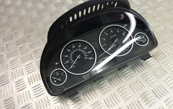 BMW X3 F25 Speedometer (instrument cluster) 9232890