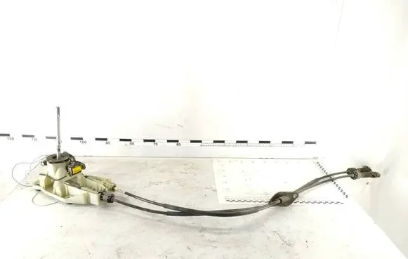 Volvo S60 Gear shifter/selector 30759231
