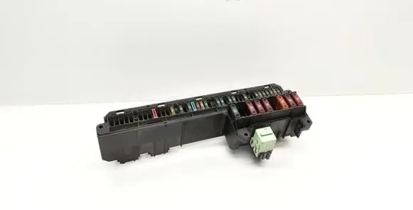 BMW 5 E60 E61 Fuse module
