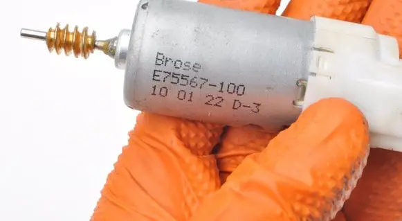 Volvo XC60 Seat adjustment motor E75567-100