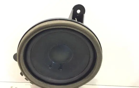 Volvo V70 Front door speaker 30657445 08W21