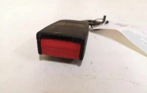 Citroen Xsara Picasso Rear seatbelt buckle R1949 023904